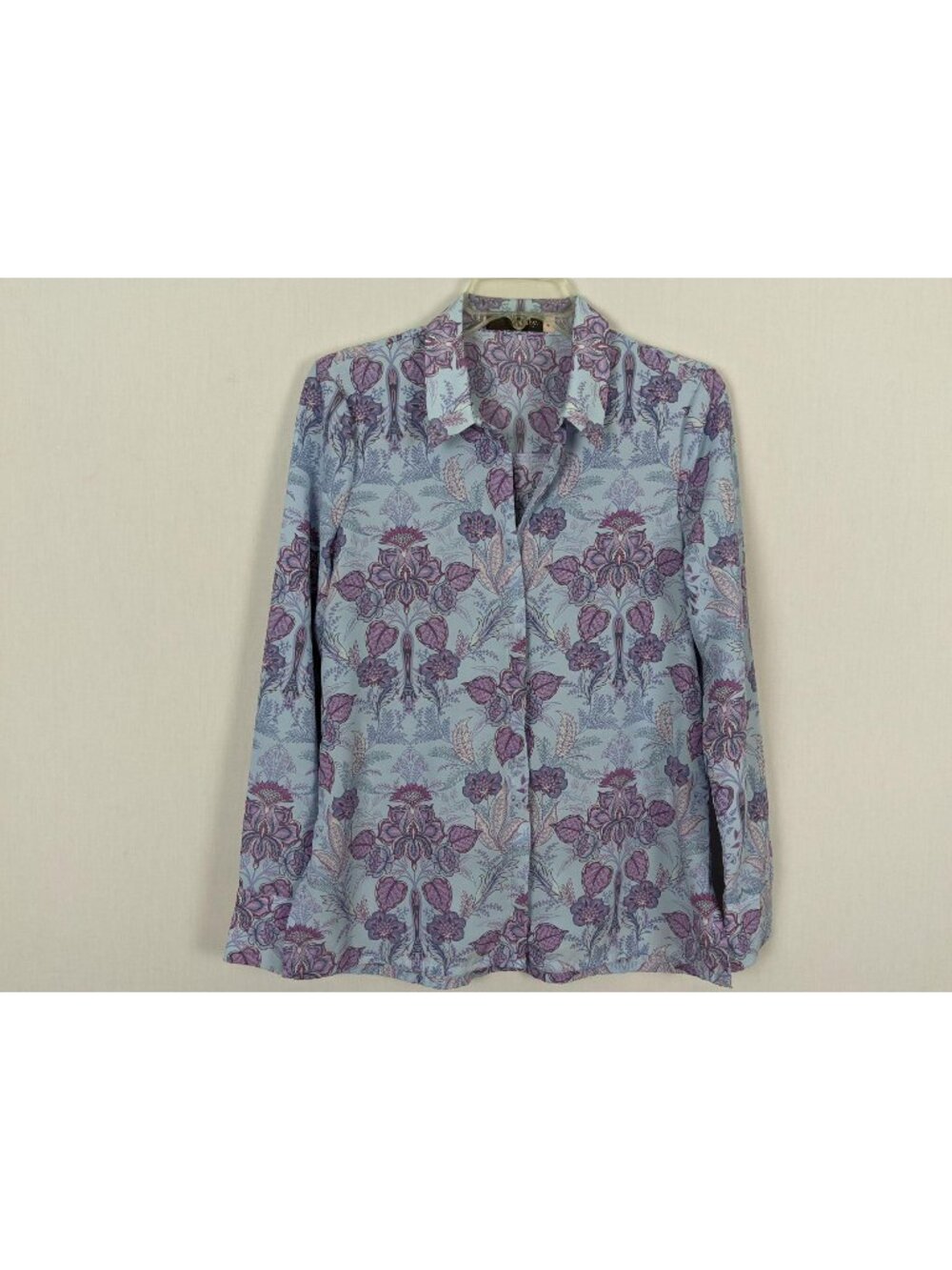 Crosby Blouse Women size M purple blue floral long sleeve button front